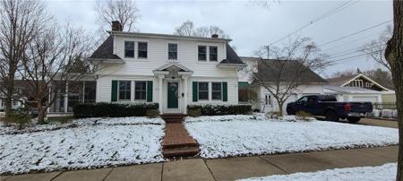 1724 W 6TH Street