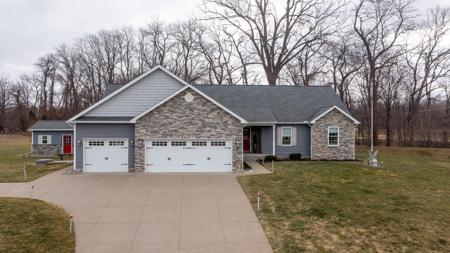 179 LAKE HAVEN Court