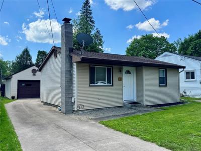 209 HICKORY Street