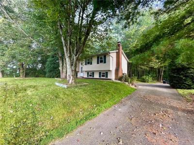 114 LAKELAND Drive