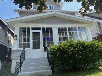 1151 W 5TH Street