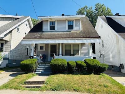 1111 W 5TH Street