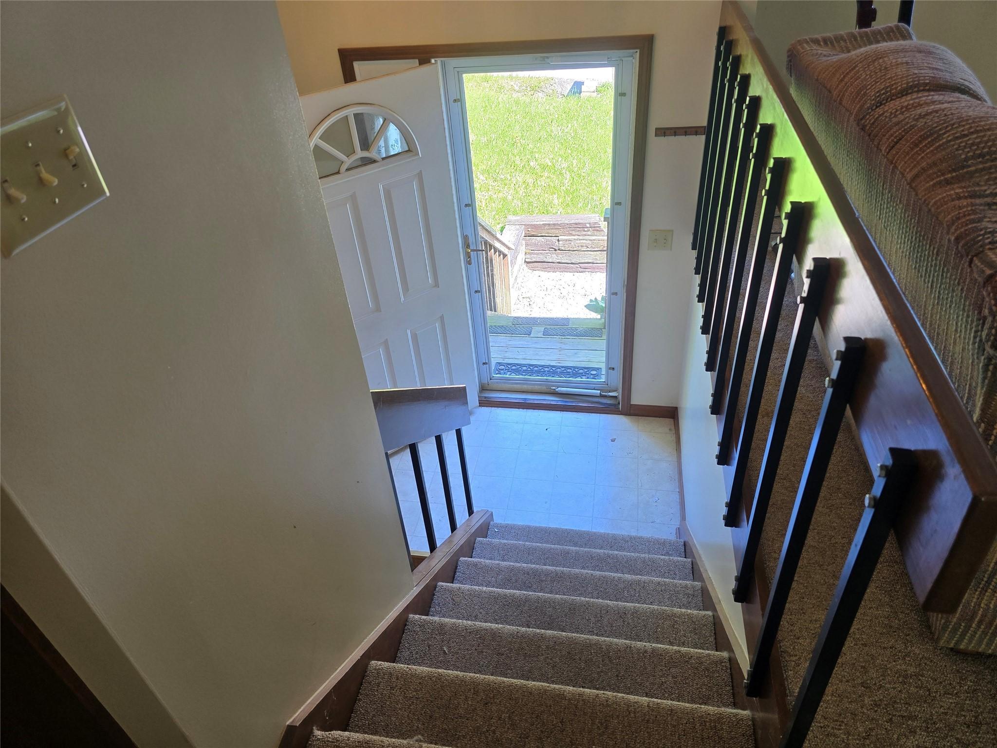 Image 2: Foyer