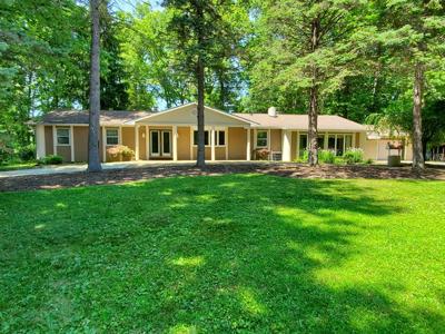 5426 LAKE SHORE Drive