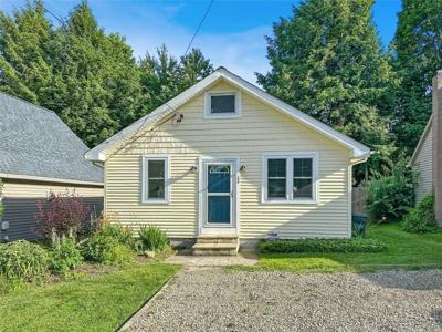 209 MAPLE Street