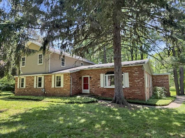 Image 1: Location, Location, Location! Three bedroom, 3.5 b