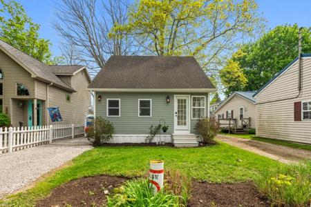 103 PEACH Street