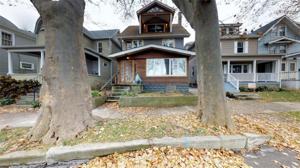 457 W FRONT Street