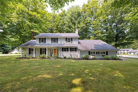 975 GREENER Place