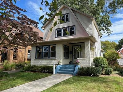 525 BEVERLY Drive