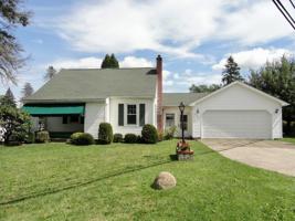 404 W PLUM Street