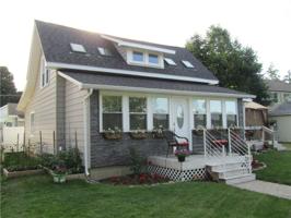 405 LAKESIDE Drive
