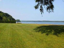 0 W. FERNCLIFF BEACH Road