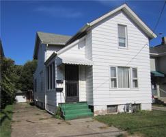1038 E 10TH Street