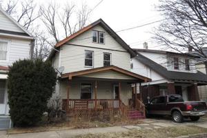 1042 E 4TH Street
