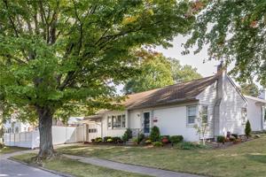 2153 W 4TH Street