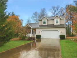 5466 WOODLAWN Drive
