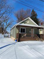 906 E 5TH Street