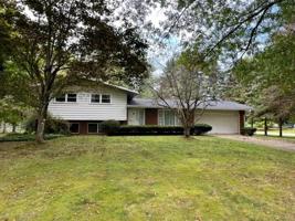 115 HILLCREST Drive
