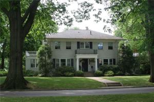 2005 S SHORE Drive