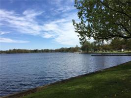 807 LAKESIDE Drive
