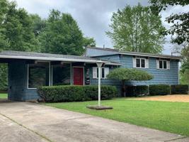 310 MAPLE Street