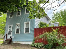 801 W 4TH Street