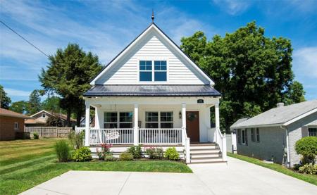 114 MAPLE Street