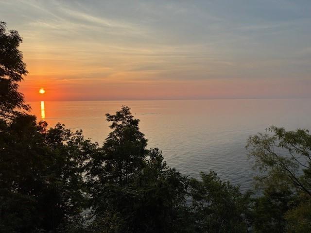 Image 2: Gorgeous sunset every night