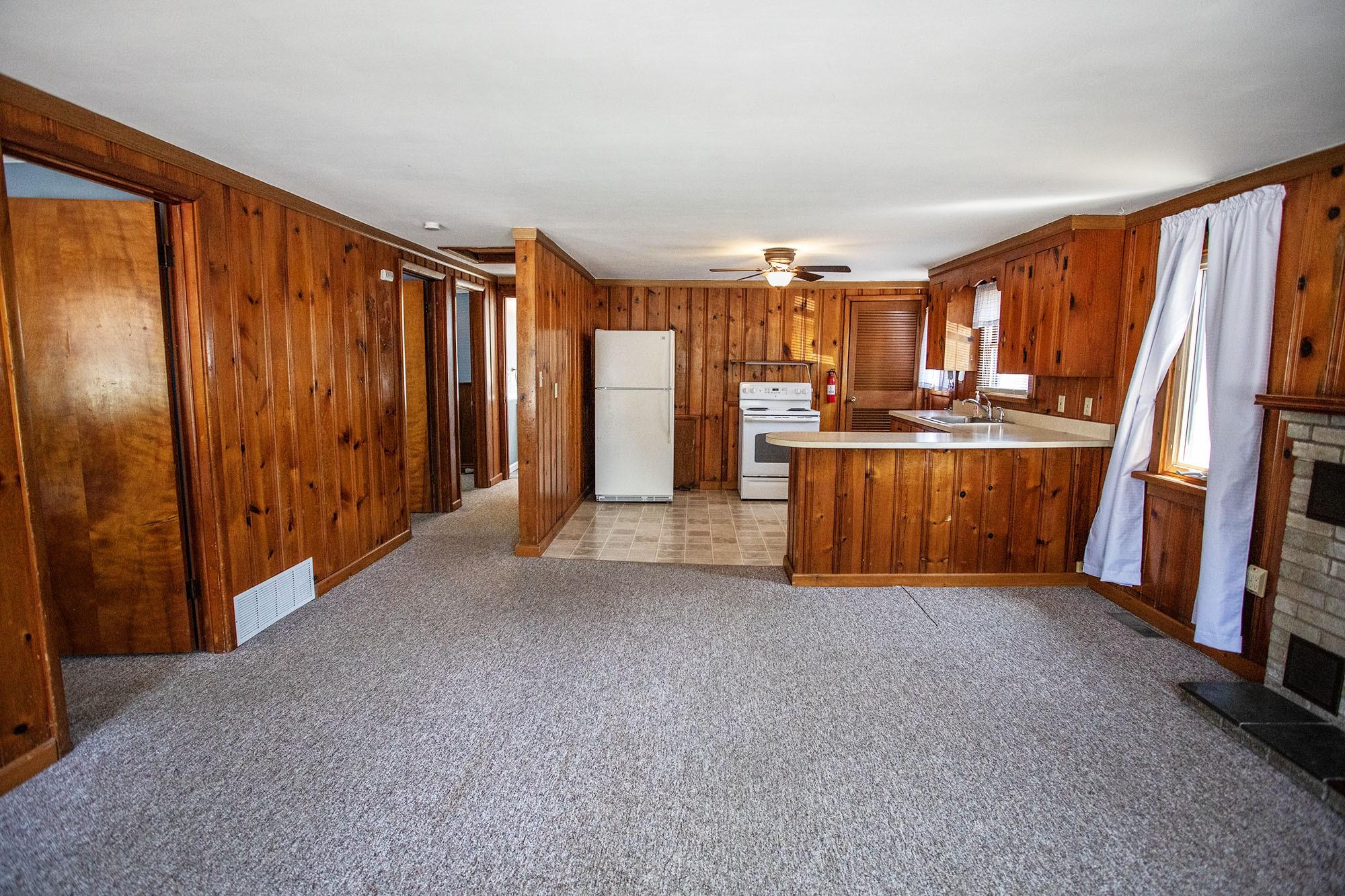 Image 2: Open Floor Plan