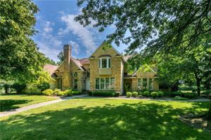 401 VOYAGEUR Drive