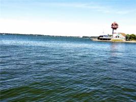 21 NIAGARA PIER