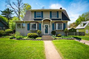 432 BLACKSTONE Drive