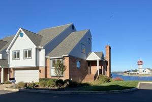 12 NIAGARA PIER