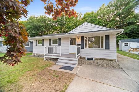 128 HALLEY Street