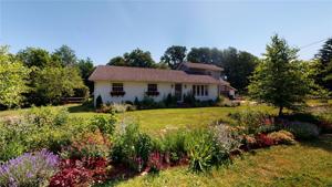 8214 E LAKE Road