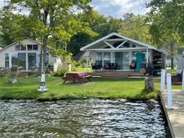 24151 LAKEVIEW Drive