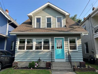 458 W 2ND Street