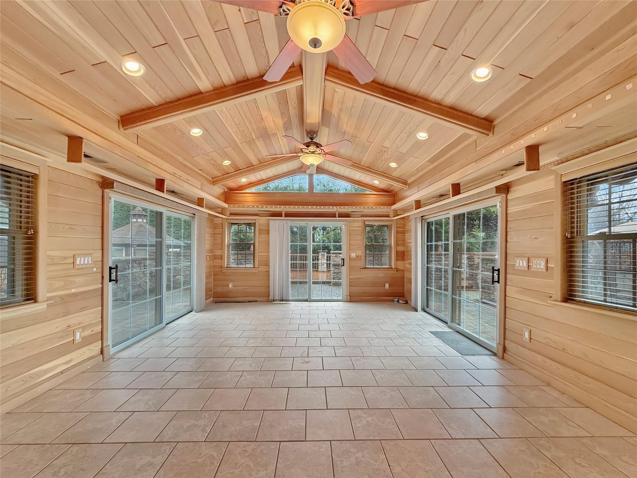 Image 3: Beautiful Cedar Sunroom /Family Room.