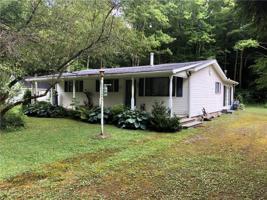 2449 HEMLOCK Street