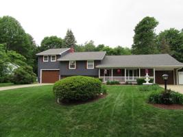103 HILLCREST Drive