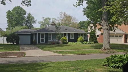 304 MOHAWK Drive