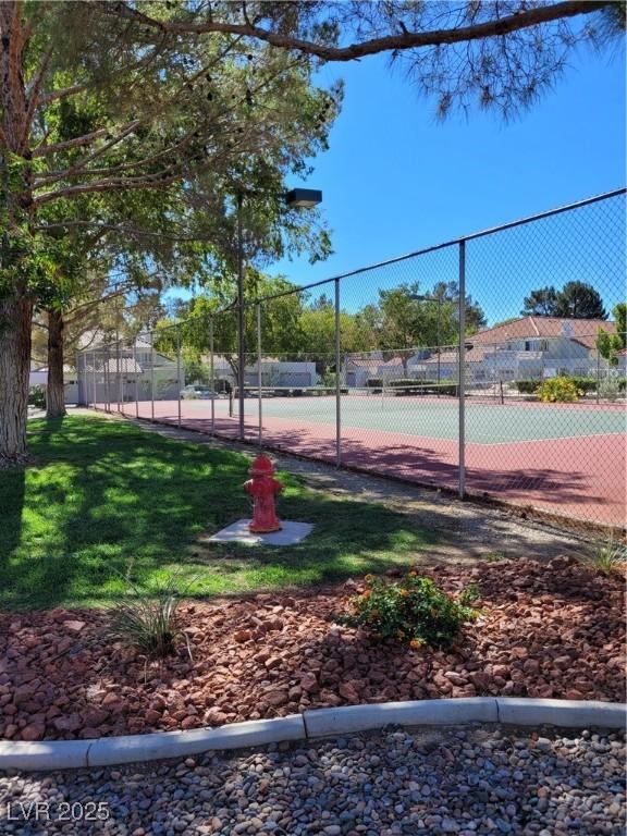 Image 3: View of tennis court