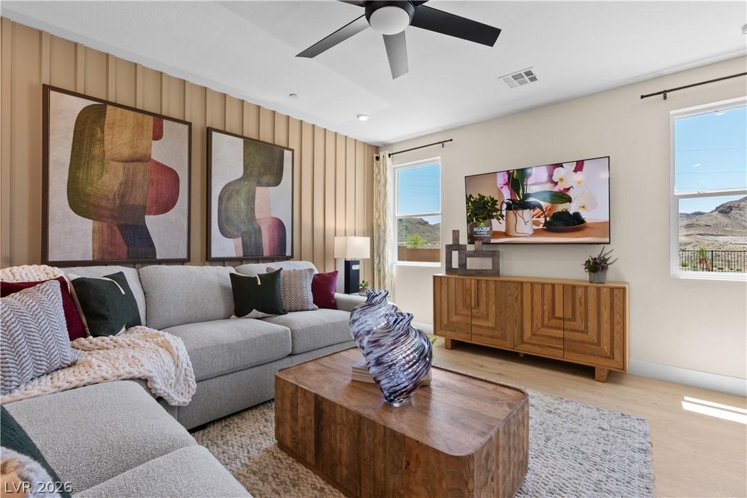 Image 3: Valencia - MODEL HOME PHOTO