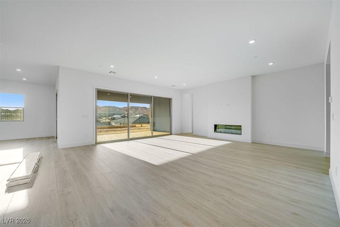 Image 3: 203 Paraggi Bay Drive - Ready Now!