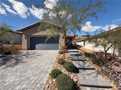 77 Stone Bluff Lane