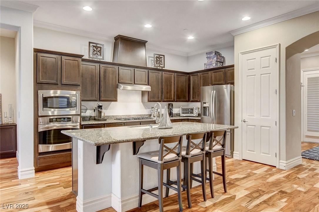 Image 2: Kitchen with appliances with stainless steel finis