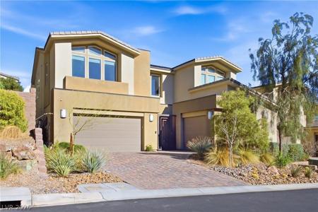 8 Vista Outlook Street