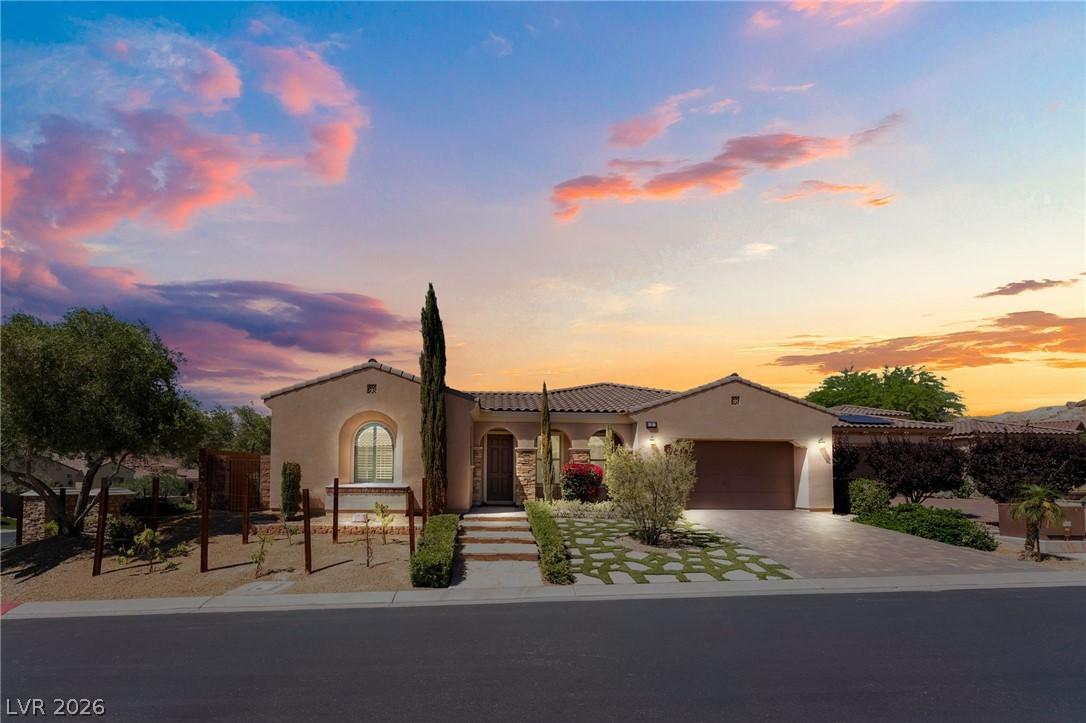 Image 2: This captivating residence presents a distinguishe