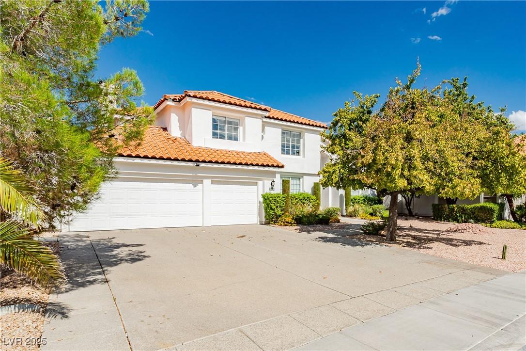 Image 3: Mediterranean / spanish-style house featuring conc